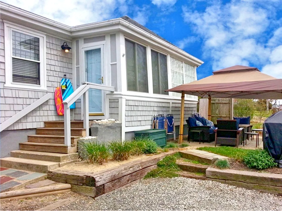 Easton's Beach House exterior and patio